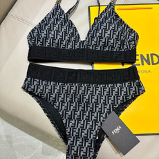 芬迪比基尼😍🥰适合多种场景的游泳衣🏊♀️海边 游泳池 温泉 水上乐园 漂流都可以😌内搭也完全可以 连体 芬迪比基尼😍🥰适合多种场景的游泳衣🏊♀️海边 游泳池 温泉 水上乐园 漂流都可以😌内搭也完全可以 连体