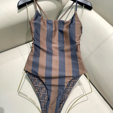 Fendi 芬迪连体😍🥰适合多种场景的游泳衣🏊♀️海边 游泳池 温泉 水上乐园 漂流都可以😌内搭也完全 Fendi 芬迪连体😍🥰适合多种场景的游泳衣🏊♀️海边 游泳池 温泉 水上乐园 漂流都可以😌内搭也完全