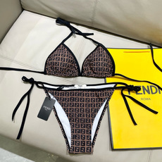 芬迪比基尼😍🥰适合多种场景的游泳衣🏊♀️海边 游泳池 温泉 水上乐园 漂流都可以😌内搭也完全可以 连体 芬迪比基尼😍🥰适合多种场景的游泳衣🏊♀️海边 游泳池 温泉 水上乐园 漂流都可以😌内搭也完全可以 连体