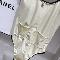 Chanel新款连体泳衣👙❤️😍🥰适合多种场景的游泳衣🏊♀️海边 游泳池 温泉 水上乐园 漂流都可以😌 Chanel新款连体泳衣👙❤️😍🥰适合多种场景的游泳衣🏊♀️海边 游泳池 温泉 水上乐园 漂流都可以😌