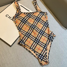 巴宝莉新款连体泳衣👙❤️😍🥰适合多种场景的游泳衣🏊♀️海边 游泳池 温泉 水上乐园 漂流都可以😌内搭外 巴宝莉新款连体泳衣👙❤️😍🥰适合多种场景的游泳衣🏊♀️海边 游泳池 温泉 水上乐园 漂流都可以😌内搭外