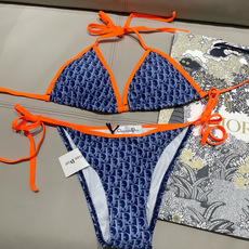 迪奥比基尼😍🥰适合多种场景的游泳衣🏊♀️海边 游泳池 温泉 水上乐园 漂流都可以😌内搭也完全可以 连体 迪奥比基尼😍🥰适合多种场景的游泳衣🏊♀️海边 游泳池 温泉 水上乐园 漂流都可以😌内搭也完全可以 连体