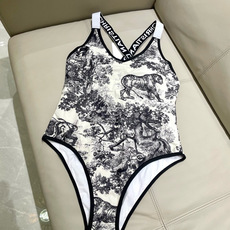 迪奥连体😍🥰适合多种场景的游泳衣🏊♀️海边 游泳池 温泉 水上乐园 漂流都可以😌内搭也完全可以 连体设 迪奥连体😍🥰适合多种场景的游泳衣🏊♀️海边 游泳池 温泉 水上乐园 漂流都可以😌内搭也完全可以 连体设