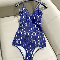 Dior迪奥新款连体式泳衣👙❤️😍🥰适合多种场景的游泳衣🏊♀️海边 游泳池 温泉 水上乐园 漂流都可以 Dior迪奥新款连体式泳衣👙❤️😍🥰适合多种场景的游泳衣🏊♀️海边 游泳池 温泉 水上乐园 漂流都可以