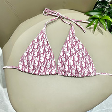 迪奥分体😍🥰适合多种场景的游泳衣🏊♀️海边 游泳池 温泉 水上乐园 漂流都可以😌内搭也完全可以 连体设 迪奥分体😍🥰适合多种场景的游泳衣🏊♀️海边 游泳池 温泉 水上乐园 漂流都可以😌内搭也完全可以 连体设