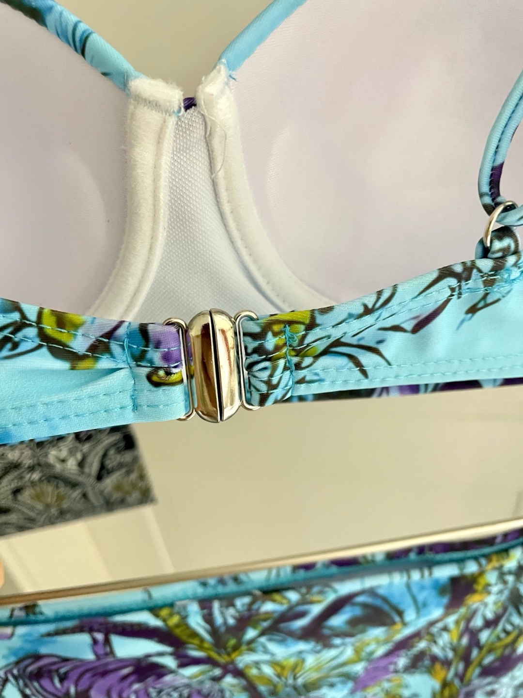 迪奥分体😍🥰适合多种场景的游泳衣🏊♀️海边 游泳池 温泉 水上乐园 漂流都可以😌内搭也完全可以 连体设 迪奥分体😍🥰适合多种场景的游泳衣🏊♀️海边 游泳池 温泉 水上乐园 漂流都可以😌内搭也完全可以 连体设