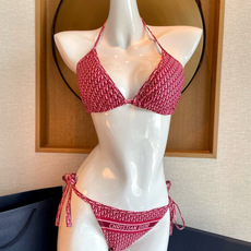 迪奥分体😍🥰适合多种场景的游泳衣🏊♀️海边 游泳池 温泉 水上乐园 漂流都可以😌内搭也完全可以 连体设 迪奥分体😍🥰适合多种场景的游泳衣🏊♀️海边 游泳池 温泉 水上乐园 漂流都可以😌内搭也完全可以 连体设