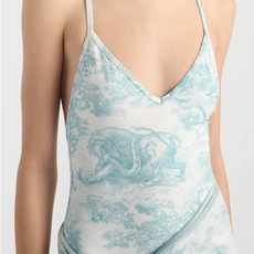 迪奥连体😍🥰适合多种场景的游泳衣🏊♀️海边 游泳池 温泉 水上乐园 漂流都可以😌内搭也完全可以 连体设 迪奥连体😍🥰适合多种场景的游泳衣🏊♀️海边 游泳池 温泉 水上乐园 漂流都可以😌内搭也完全可以 连体设