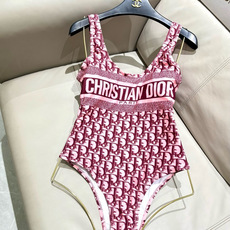 Dior新款连体泳衣适合多种场景的游泳衣🏊♀️海边 游泳池 温泉 水上乐园 漂流都可以😌内搭也完全可以 Dior新款连体泳衣适合多种场景的游泳衣🏊♀️海边 游泳池 温泉 水上乐园 漂流都可以😌内搭也完全可以
