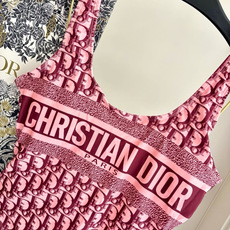Dior新款连体泳衣适合多种场景的游泳衣🏊♀️海边 游泳池 温泉 水上乐园 漂流都可以😌内搭也完全可以 Dior新款连体泳衣适合多种场景的游泳衣🏊♀️海边 游泳池 温泉 水上乐园 漂流都可以😌内搭也完全可以