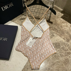 迪奥连体😍🥰适合多种场景的游泳衣🏊♀️海边 游泳池 温泉 水上乐园 漂流都可以😌内搭也完全可以 连体设 迪奥连体😍🥰适合多种场景的游泳衣🏊♀️海边 游泳池 温泉 水上乐园 漂流都可以😌内搭也完全可以 连体设