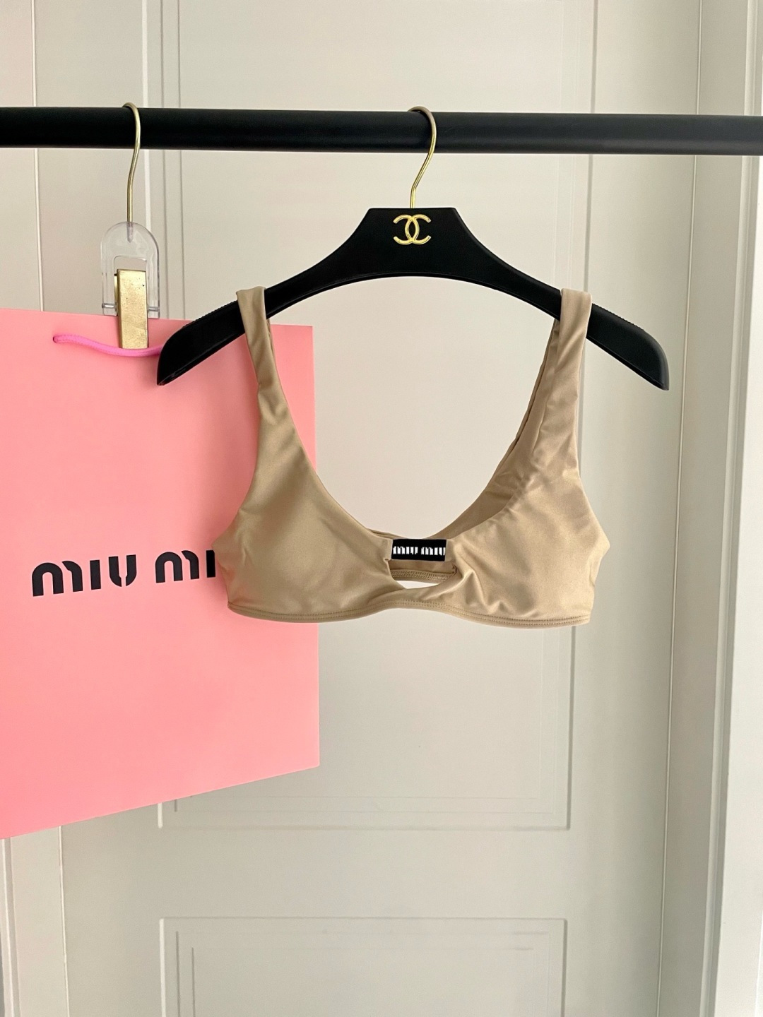 miumiu新款比基尼泳衣👙❤️😍🥰适合多种场景的游泳衣🏊♀️海边 游泳池 温泉 水上乐园 漂流都可以 miumiu新款比基尼泳衣👙❤️😍🥰适合多种场景的游泳衣🏊♀️海边 游泳池 温泉 水上乐园 漂流都可以