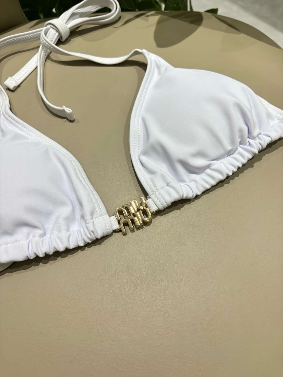 miumiu新款比基尼泳衣👙❤️😍🥰适合多种场景的游泳衣🏊♀️海边 游泳池 温泉 水上乐园 漂流都可以 miumiu新款比基尼泳衣👙❤️😍🥰适合多种场景的游泳衣🏊♀️海边 游泳池 温泉 水上乐园 漂流都可以