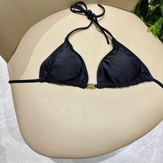 miumiu新款比基尼泳衣👙❤️😍🥰适合多种场景的游泳衣🏊♀️海边 游泳池 温泉 水上乐园 漂流都可以 miumiu新款比基尼泳衣👙❤️😍🥰适合多种场景的游泳衣🏊♀️海边 游泳池 温泉 水上乐园 漂流都可以