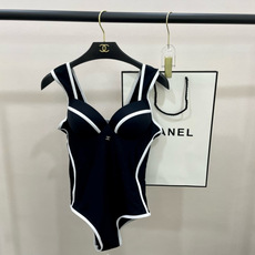 Chanel连体泳衣 😍🥰适合多种场景的游泳衣🏊♀️海边 游泳池 温泉 水上乐园 漂流都可以😌内搭也 Chanel连体泳衣 😍🥰适合多种场景的游泳衣🏊♀️海边 游泳池 温泉 水上乐园 漂流都可以😌内搭也