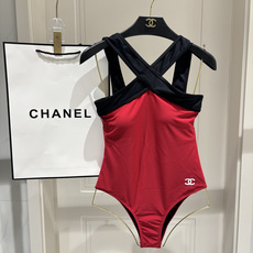Chanel新款泳衣😍🥰适合多种场景的游泳衣🏊♀️海边 游泳池 温泉 水上乐园 漂流都可以😌内搭也完全 Chanel新款泳衣😍🥰适合多种场景的游泳衣🏊♀️海边 游泳池 温泉 水上乐园 漂流都可以😌内搭也完全