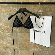 Chanel新款比基尼泳衣😍🥰适合多种场景的游泳衣🏊♀️海边 游泳池 温泉 水上乐园 漂流都可以😌内搭 Chanel新款比基尼泳衣😍🥰适合多种场景的游泳衣🏊♀️海边 游泳池 温泉 水上乐园 漂流都可以😌内搭