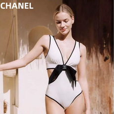 Chanel新款泳衣😍🥰适合多种场景的游泳衣🏊♀️海边 游泳池 温泉 水上乐园 漂流都可以😌内搭也完全 Chanel新款泳衣😍🥰适合多种场景的游泳衣🏊♀️海边 游泳池 温泉 水上乐园 漂流都可以😌内搭也完全
