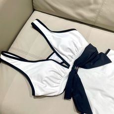 Chanel新款泳衣😍🥰适合多种场景的游泳衣🏊♀️海边 游泳池 温泉 水上乐园 漂流都可以😌内搭也完全 Chanel新款泳衣😍🥰适合多种场景的游泳衣🏊♀️海边 游泳池 温泉 水上乐园 漂流都可以😌内搭也完全
