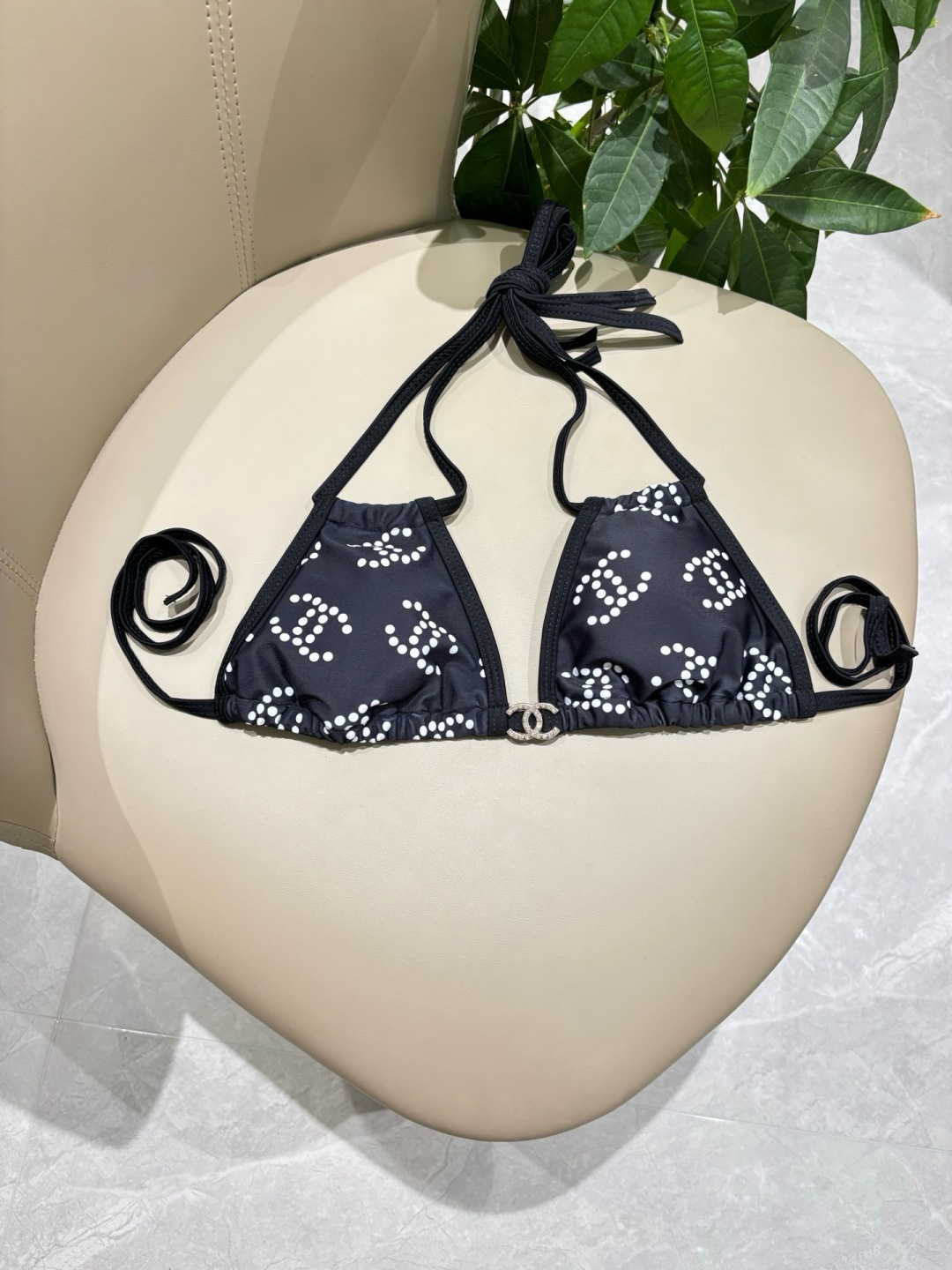 Chanel新款比基尼泳衣😍🥰适合多种场景的游泳衣🏊‍♀️海边 游泳池 温泉 水上乐园 漂流都可以😌内搭