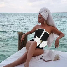 Chanel新款泳衣😍🥰适合多种场景的游泳衣🏊♀️海边 游泳池 温泉 水上乐园 漂流都可以😌内搭也完全 Chanel新款泳衣😍🥰适合多种场景的游泳衣🏊♀️海边 游泳池 温泉 水上乐园 漂流都可以😌内搭也完全