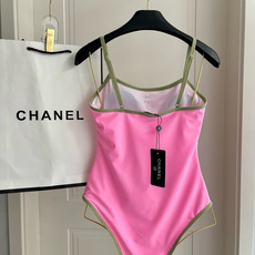 Chanel新款泳衣😍🥰适合多种场景的游泳衣🏊♀️海边 游泳池 温泉 水上乐园 漂流都可以😌内搭也完全 Chanel新款泳衣😍🥰适合多种场景的游泳衣🏊♀️海边 游泳池 温泉 水上乐园 漂流都可以😌内搭也完全