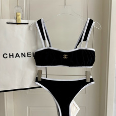 Chanel新款比基尼泳衣😍🥰适合多种场景的游泳衣🏊♀️海边 游泳池 温泉 水上乐园 漂流都可以😌内搭 Chanel新款比基尼泳衣😍🥰适合多种场景的游泳衣🏊♀️海边 游泳池 温泉 水上乐园 漂流都可以😌内搭
