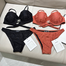 Chanel新款比基尼泳衣😍🥰适合多种场景的游泳衣🏊♀️海边 游泳池 温泉 水上乐园 漂流都可以😌内搭 Chanel新款比基尼泳衣😍🥰适合多种场景的游泳衣🏊♀️海边 游泳池 温泉 水上乐园 漂流都可以😌内搭