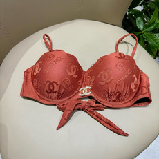 Chanel新款比基尼泳衣😍🥰适合多种场景的游泳衣🏊♀️海边 游泳池 温泉 水上乐园 漂流都可以😌内搭 Chanel新款比基尼泳衣😍🥰适合多种场景的游泳衣🏊♀️海边 游泳池 温泉 水上乐园 漂流都可以😌内搭