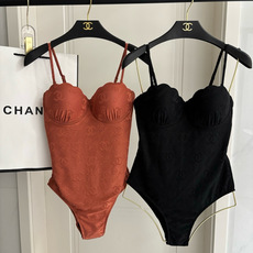 Chanel新款泳衣😍🥰适合多种场景的游泳衣🏊♀️海边 游泳池 温泉 水上乐园 漂流都可以😌内搭也完全 Chanel新款泳衣😍🥰适合多种场景的游泳衣🏊♀️海边 游泳池 温泉 水上乐园 漂流都可以😌内搭也完全