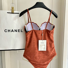 Chanel新款泳衣😍🥰适合多种场景的游泳衣🏊♀️海边 游泳池 温泉 水上乐园 漂流都可以😌内搭也完全 Chanel新款泳衣😍🥰适合多种场景的游泳衣🏊♀️海边 游泳池 温泉 水上乐园 漂流都可以😌内搭也完全
