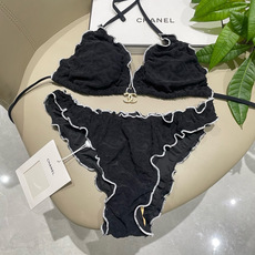 Chanel新款比基尼泳衣😍🥰适合多种场景的游泳衣🏊♀️海边 游泳池 温泉 水上乐园 漂流都可以😌内搭 Chanel新款比基尼泳衣😍🥰适合多种场景的游泳衣🏊♀️海边 游泳池 温泉 水上乐园 漂流都可以😌内搭