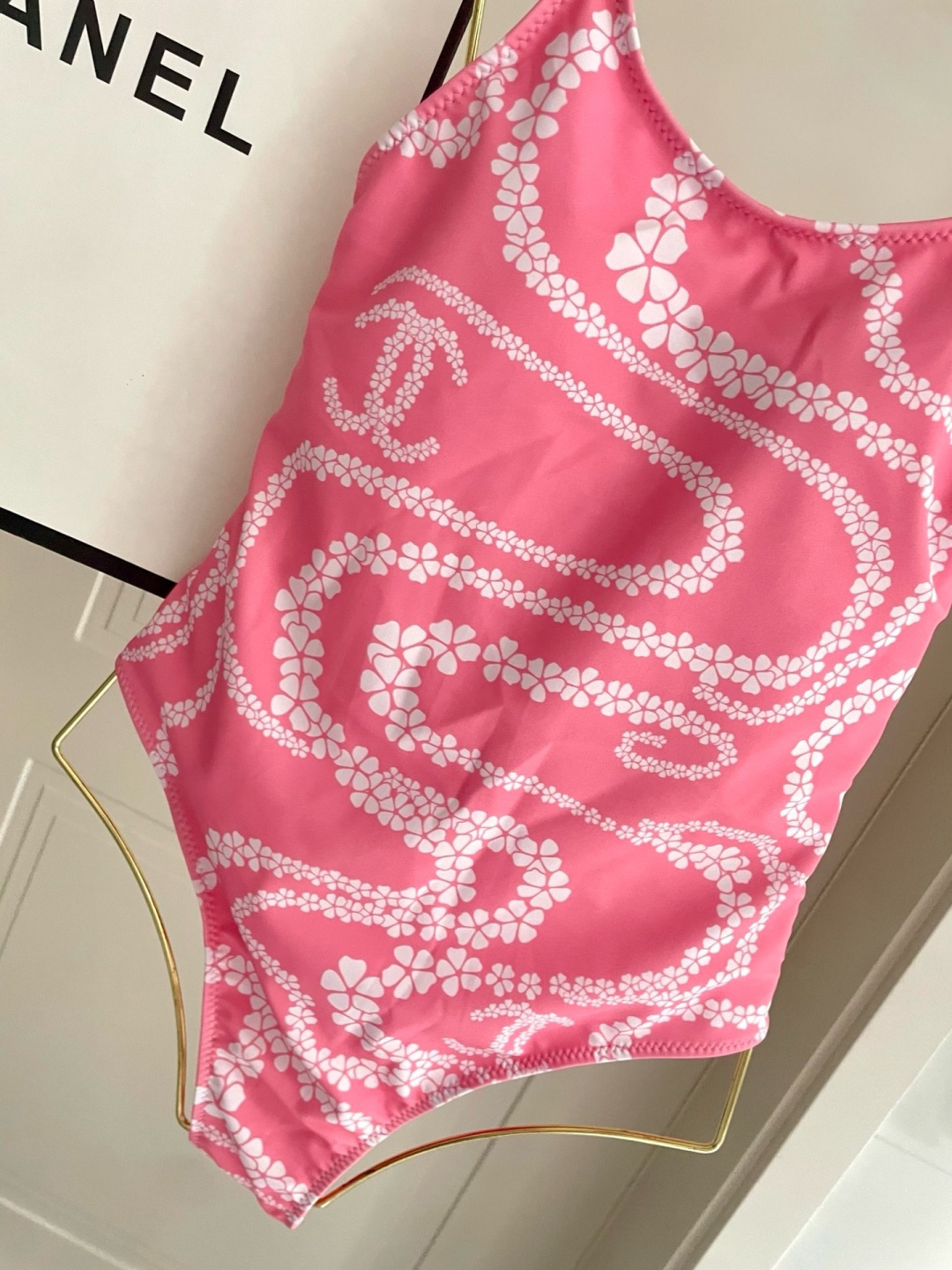 Chanel新款泳衣😍🥰适合多种场景的游泳衣🏊‍♀️海边 游泳池 温泉 水上乐园 漂流都可以😌内搭也完全