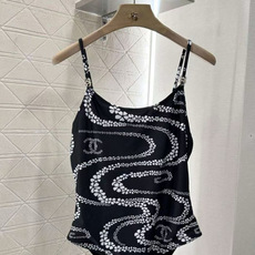 Chanel新款泳衣😍🥰适合多种场景的游泳衣🏊♀️海边 游泳池 温泉 水上乐园 漂流都可以😌内搭也完全 Chanel新款泳衣😍🥰适合多种场景的游泳衣🏊♀️海边 游泳池 温泉 水上乐园 漂流都可以😌内搭也完全