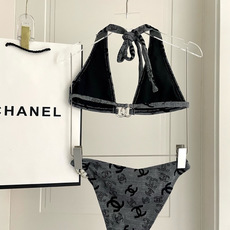 Chanel新款比基尼泳衣😍🥰适合多种场景的游泳衣🏊♀️海边 游泳池 温泉 水上乐园 漂流都可以😌内搭 Chanel新款比基尼泳衣😍🥰适合多种场景的游泳衣🏊♀️海边 游泳池 温泉 水上乐园 漂流都可以😌内搭