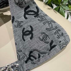 Chanel新款比基尼泳衣😍🥰适合多种场景的游泳衣🏊♀️海边 游泳池 温泉 水上乐园 漂流都可以😌内搭 Chanel新款比基尼泳衣😍🥰适合多种场景的游泳衣🏊♀️海边 游泳池 温泉 水上乐园 漂流都可以😌内搭