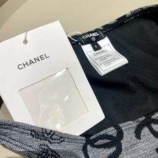 Chanel新款比基尼泳衣😍🥰适合多种场景的游泳衣🏊♀️海边 游泳池 温泉 水上乐园 漂流都可以😌内搭 Chanel新款比基尼泳衣😍🥰适合多种场景的游泳衣🏊♀️海边 游泳池 温泉 水上乐园 漂流都可以😌内搭