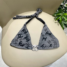 Chanel新款比基尼泳衣😍🥰适合多种场景的游泳衣🏊♀️海边 游泳池 温泉 水上乐园 漂流都可以😌内搭 Chanel新款比基尼泳衣😍🥰适合多种场景的游泳衣🏊♀️海边 游泳池 温泉 水上乐园 漂流都可以😌内搭