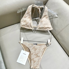 Chanel新款比基尼泳衣😍🥰适合多种场景的游泳衣🏊♀️海边 游泳池 温泉 水上乐园 漂流都可以😌内搭 Chanel新款比基尼泳衣😍🥰适合多种场景的游泳衣🏊♀️海边 游泳池 温泉 水上乐园 漂流都可以😌内搭