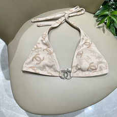 Chanel新款比基尼泳衣😍🥰适合多种场景的游泳衣🏊♀️海边 游泳池 温泉 水上乐园 漂流都可以😌内搭 Chanel新款比基尼泳衣😍🥰适合多种场景的游泳衣🏊♀️海边 游泳池 温泉 水上乐园 漂流都可以😌内搭