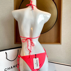 Chanel新款比基尼泳衣😍🥰适合多种场景的游泳衣🏊♀️海边 游泳池 温泉 水上乐园 漂流都可以😌内搭 Chanel新款比基尼泳衣😍🥰适合多种场景的游泳衣🏊♀️海边 游泳池 温泉 水上乐园 漂流都可以😌内搭