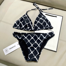 Chanel新款比基尼泳衣😍🥰适合多种场景的游泳衣🏊♀️海边 游泳池 温泉 水上乐园 漂流都可以😌内搭 Chanel新款比基尼泳衣😍🥰适合多种场景的游泳衣🏊♀️海边 游泳池 温泉 水上乐园 漂流都可以😌内搭