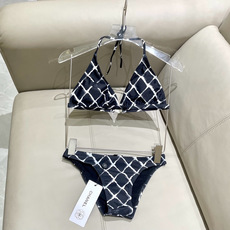 Chanel新款比基尼泳衣😍🥰适合多种场景的游泳衣🏊♀️海边 游泳池 温泉 水上乐园 漂流都可以😌内搭 Chanel新款比基尼泳衣😍🥰适合多种场景的游泳衣🏊♀️海边 游泳池 温泉 水上乐园 漂流都可以😌内搭