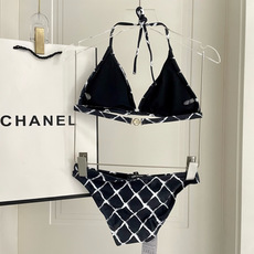 Chanel新款比基尼泳衣😍🥰适合多种场景的游泳衣🏊♀️海边 游泳池 温泉 水上乐园 漂流都可以😌内搭 Chanel新款比基尼泳衣😍🥰适合多种场景的游泳衣🏊♀️海边 游泳池 温泉 水上乐园 漂流都可以😌内搭