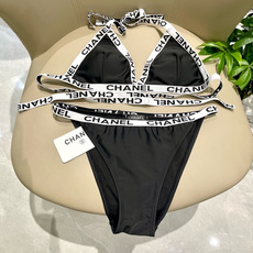 Chanel新款比基尼泳衣😍🥰适合多种场景的游泳衣🏊♀️海边 游泳池 温泉 水上乐园 漂流都可以😌内搭 Chanel新款比基尼泳衣😍🥰适合多种场景的游泳衣🏊♀️海边 游泳池 温泉 水上乐园 漂流都可以😌内搭