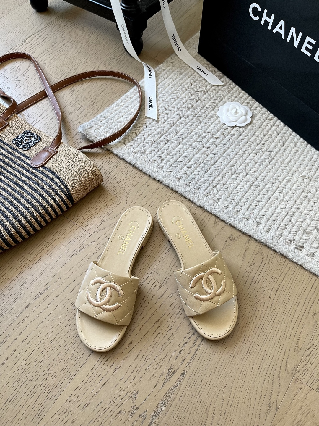 Chanel Women's Beige Lambskin Quilted CC Flat Sandals Slides Shoes