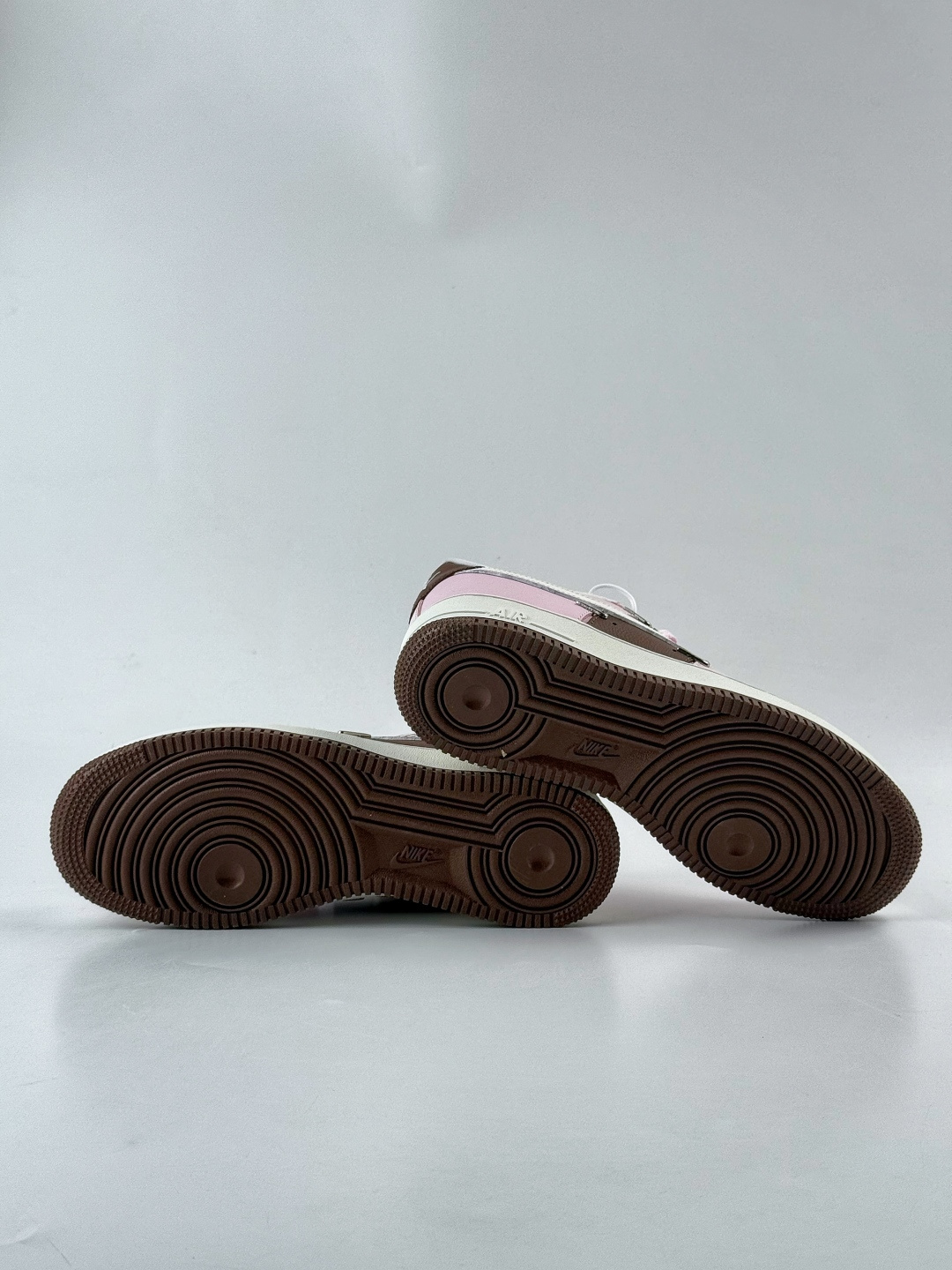 Nike Air Force 1 Low 07 粉棕白四小勾 IO7595-211