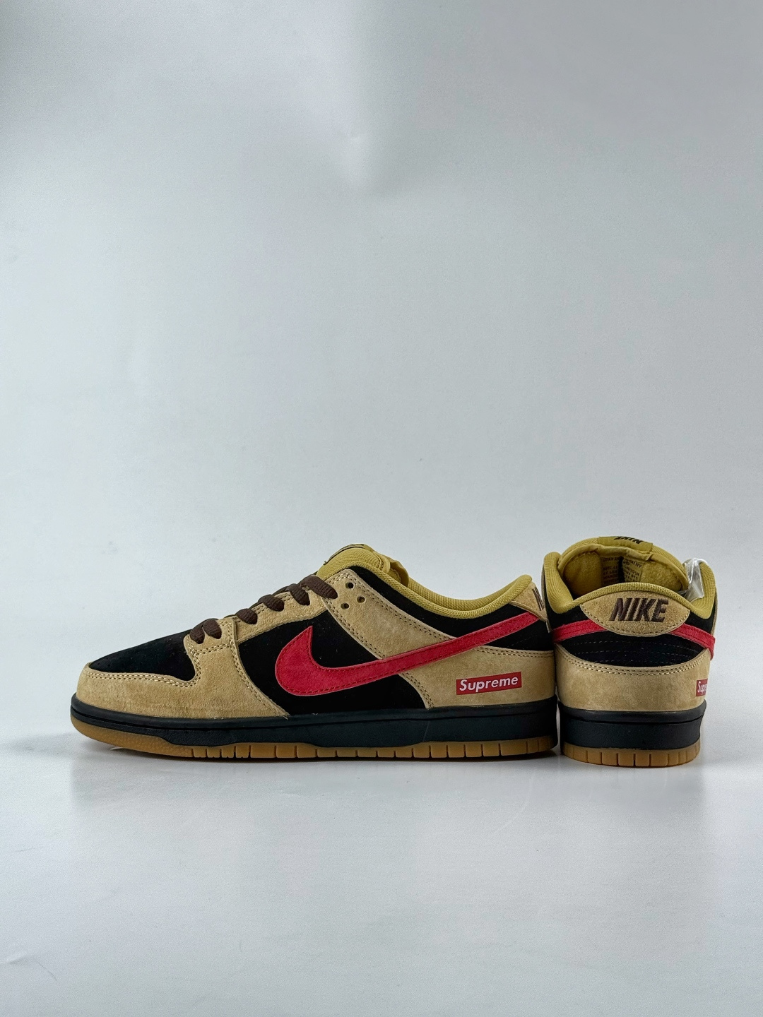NIKE SB Dunk Low Pro 黄黑红 BQ6817-204
