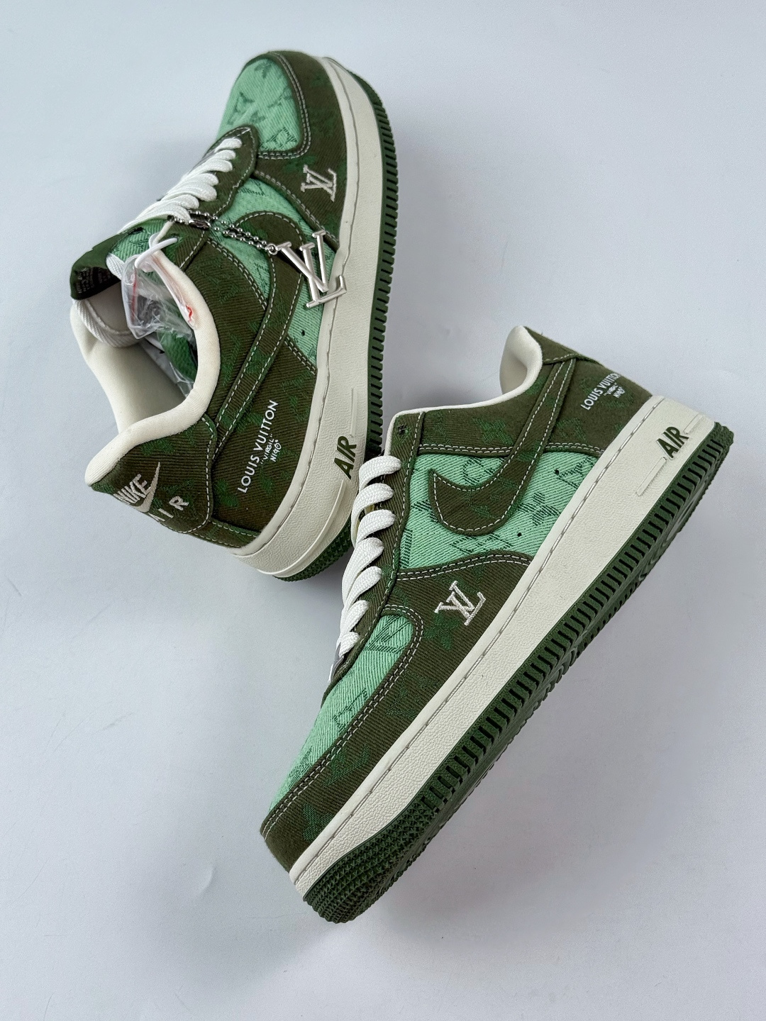 Nike Air Force 1 Low 07 x Louis Vuitton 绿白 YF9511-822