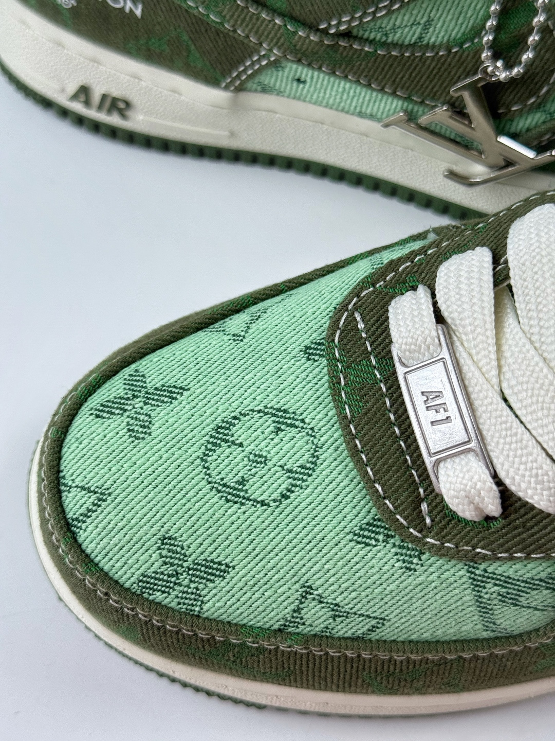 Nike Air Force 1 Low 07 x Louis Vuitton 绿白 YF9511-822
